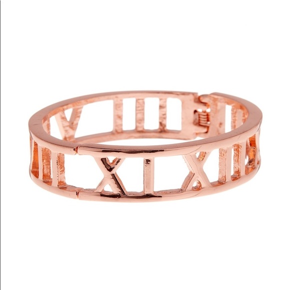Atlas Style Bracelet in Rose Gold - Picture 2 of 2